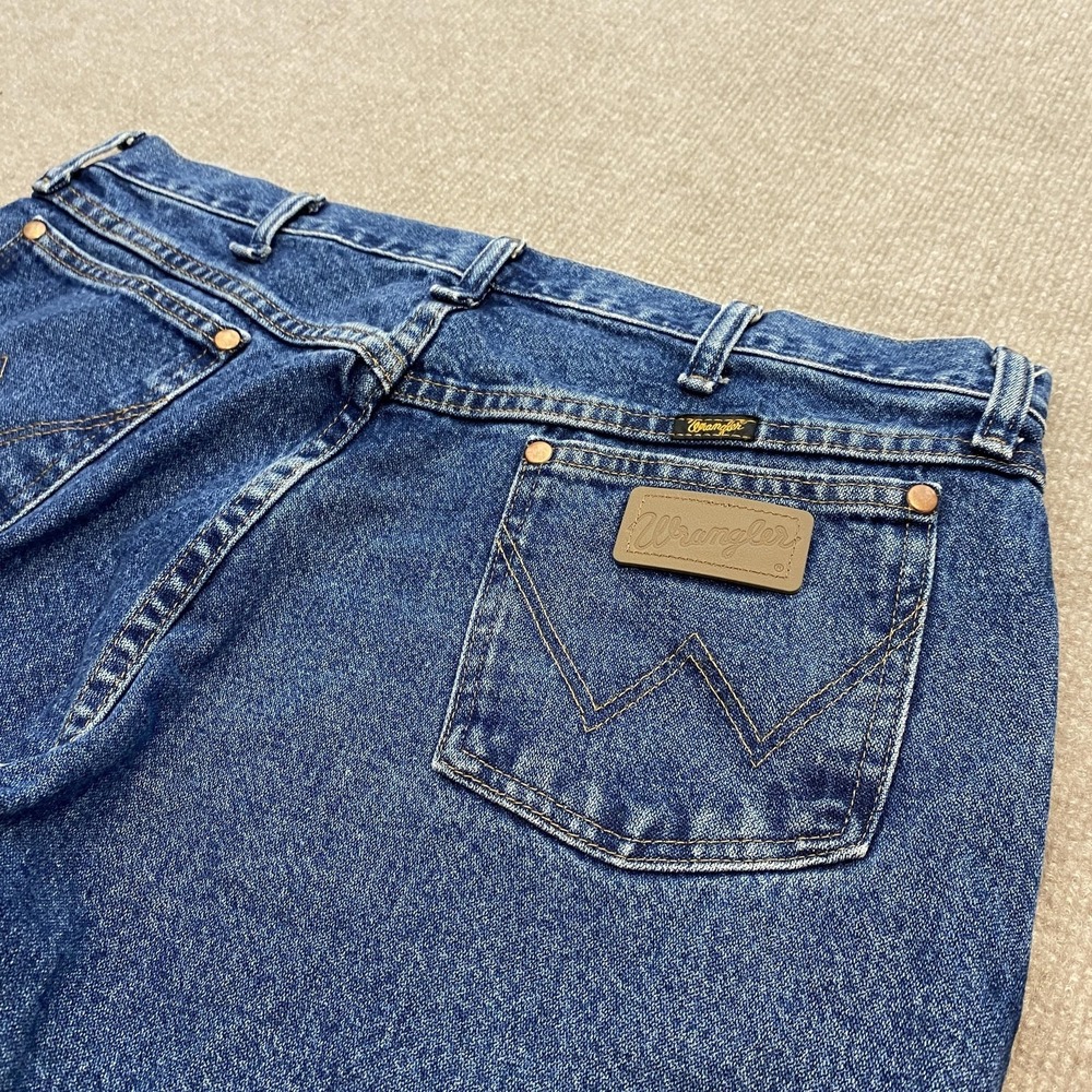 Wrangler Jeans Size 36x30 Blue Classic Straight Leg Denim A105 Cowboy Western